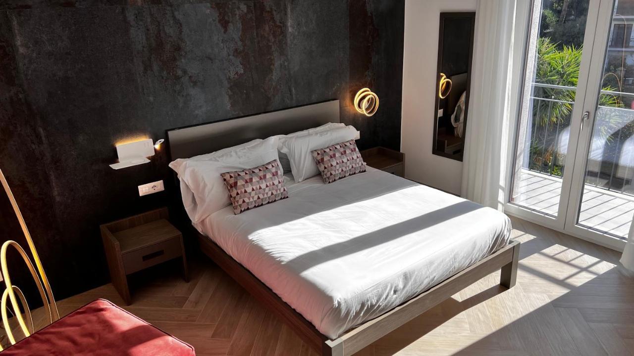 Patriziella 4 Rooms Соренто Екстериор снимка